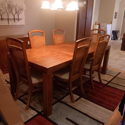 DREXEL HERITAGE MID-CENTURY DINING ROOM TABLE W/2 LEAVES AND 6 CHAIRS