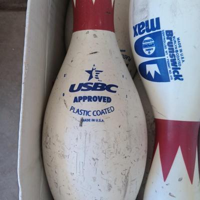 BRUNSWICK MAX 10 GENUINE BOWLING PINS
