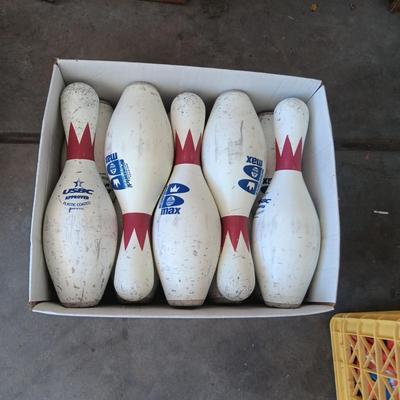 BRUNSWICK MAX 10 GENUINE BOWLING PINS