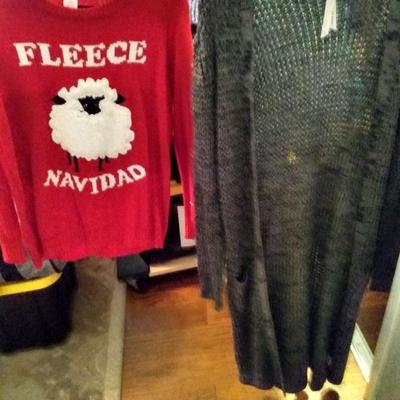 Fleece navidad sweater and long knit sweater