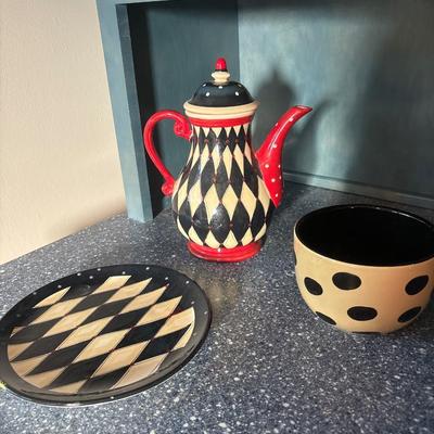 3 piece harlequin tea pot set