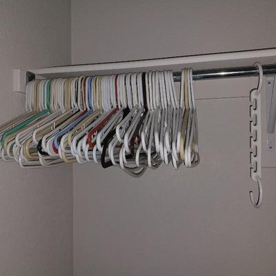 PLASTIC HANGERS