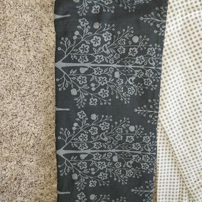 VARIETY OF TABLECLOTHES