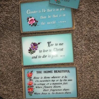 INSPERATIONAL WALL HANGINGS