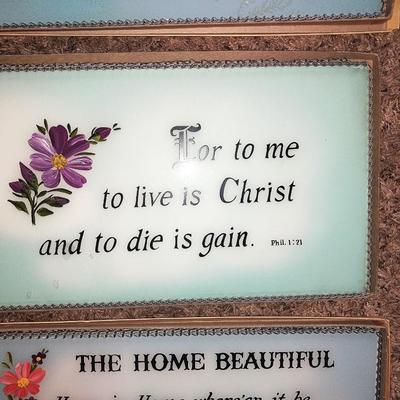INSPERATIONAL WALL HANGINGS