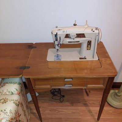 Singer sewing machine