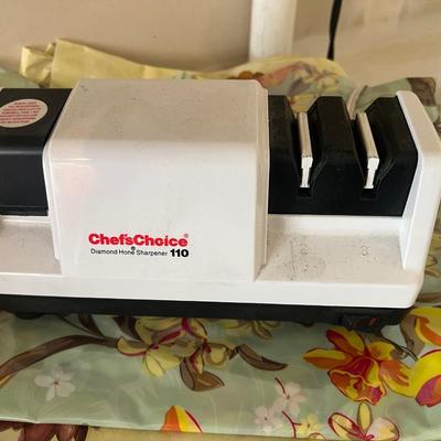 Antler steak knives with serving pork And chef choice, knife sharpener