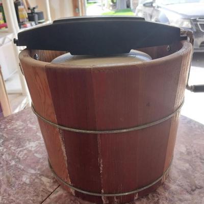 ICECREAM MAKER
