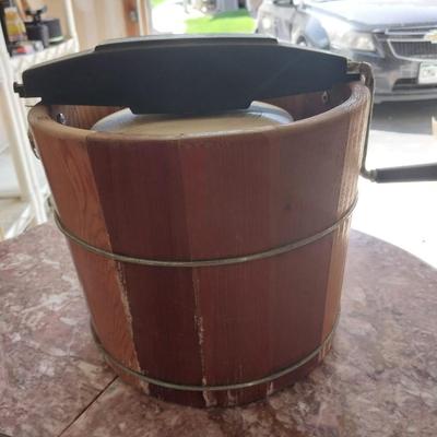 ICECREAM MAKER