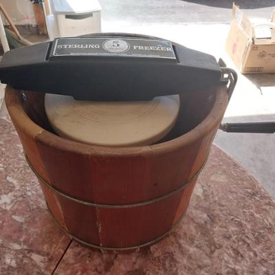 ICECREAM MAKER