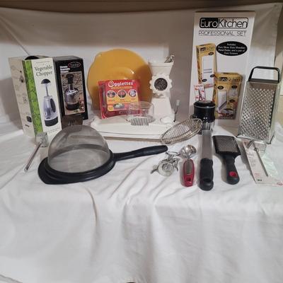 Vegetable Choppers, Graters, and More Kitchen Gadgets (K-CE)