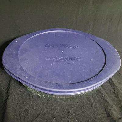 Large Assortment of Pyrex and Fire King Bakeware and More (K-CE)