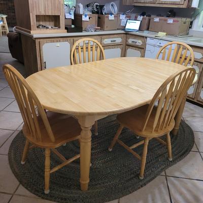 Wooden Kitchen Table with Leaf and Four Chairs (K-CE)