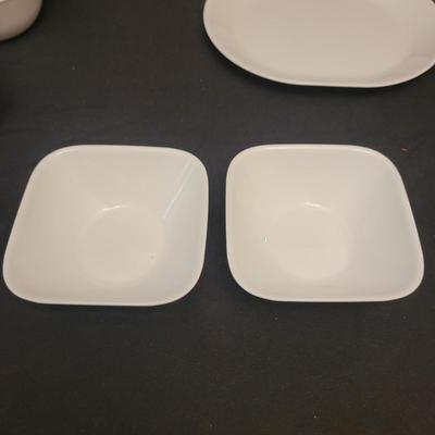 Corelle Dishware (L-CE)