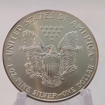 1986 U. S. Mint American Eagle Silver Dollar (#301)