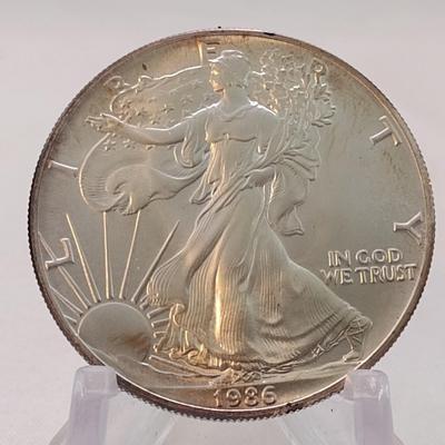 1986 U. S. Mint American Eagle Silver Dollar (#301)