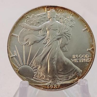 1987 U. S. Mint American Eagle Silver Dollar (#302)