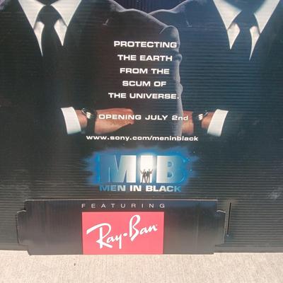 "MEN IN BLACK" 3D CARDBOARD FREE STANDING MOVIE THEATRE AD