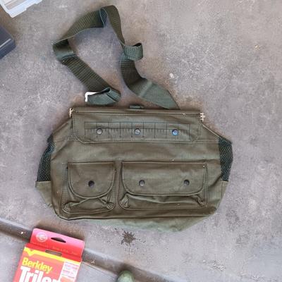 CANVAS CREEL, GARCIA 3000 REEL, SNAKE KIT AND FISHING LINE