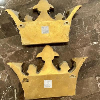 2 composite crowns wall art