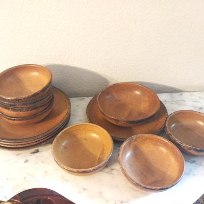 McCOY DINNER WARE