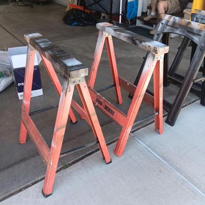 4 FOLDING SAW HORSES