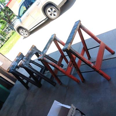 4 FOLDING SAW HORSES