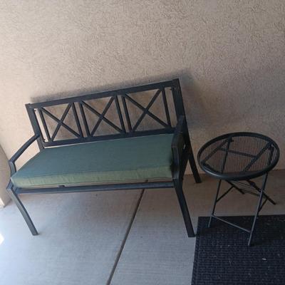 METAL BENCH WITH CUSHION AND FOLDING MESH TABLE