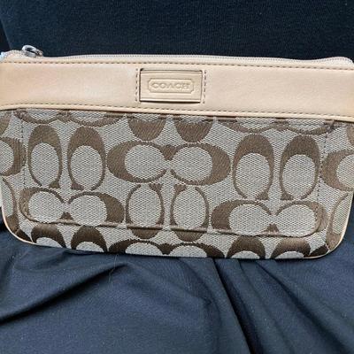 Coach wristlet purse