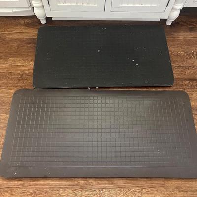 Lot of 2 Non-Slip Kitchen Rugs