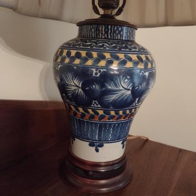 Decorative Pottery Jar Design Table Lamp