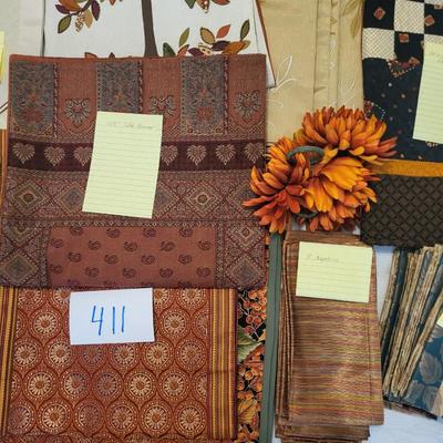 AUTUMN TABLECLOTHS, TABLE RUNNERS, NAPKINS, PLACEMATS & HANDMADE QUILT