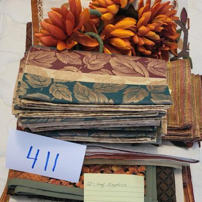 AUTUMN TABLECLOTHS, TABLE RUNNERS, NAPKINS, PLACEMATS & HANDMADE QUILT