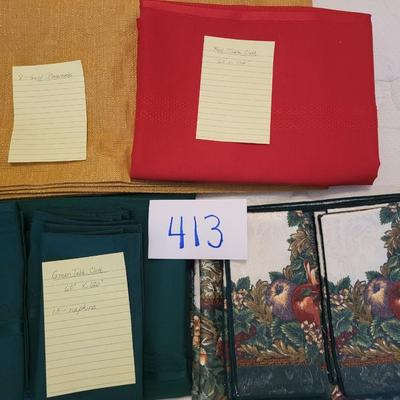 LINEN TABLECLOTHS AND NAPKINS