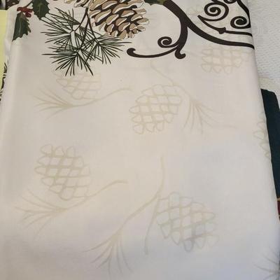 CHRISTMAS THROW, TABLECLOTH W/NAPKINS, TABLE RUNNER & PINECONE NAPKIN RINGS & TOWELS