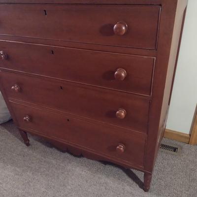 Antique Early American Chest of Drawers
