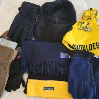 WINTER GLOVES, HATS AND SCARF