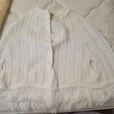 KNIT SHAWL AND THROW BLANKET