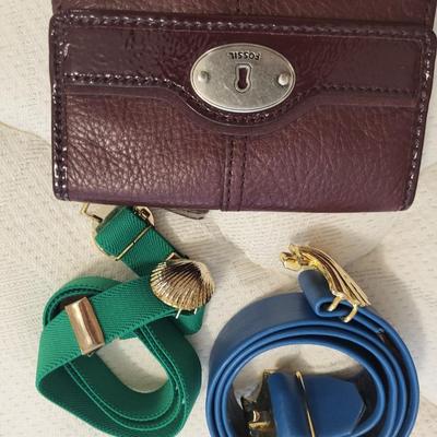 FOSSIL WALLET, BELTS, TRAVEL BAGS AND SCARVES