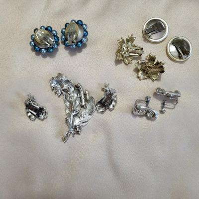 CLIP-ON EARRINGS AND BROOCH