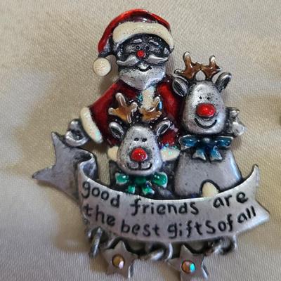 HOLIDAY PINS