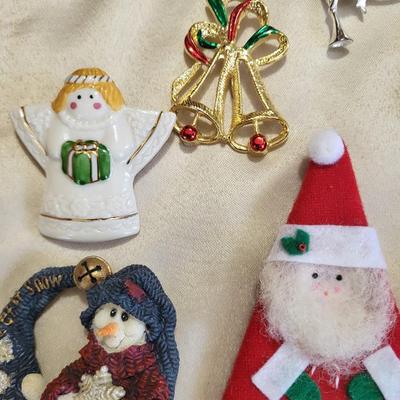 HOLIDAY PINS
