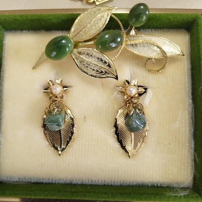 MATCHING NECKLACE AND EARRINGS AND MORE