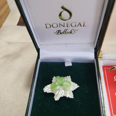 ROSE BROOCH W/MATCHING EARRINGS AND 2 LAPEL PINS