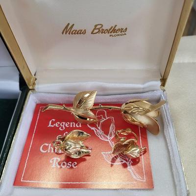 ROSE BROOCH W/MATCHING EARRINGS AND 2 LAPEL PINS