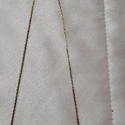 2 GOLD TONE NECKLACES