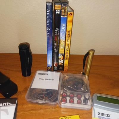 TEXAS INSTRUMENT CALCULATOR, ZEICO BOOKMARK DICTIONARY II, SONY SPORTS FM WALKMAN AND MORE