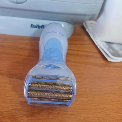 REMINGTON SHAVER, ELECTRIC CURLERS, VISORS AND TRINKET BOX