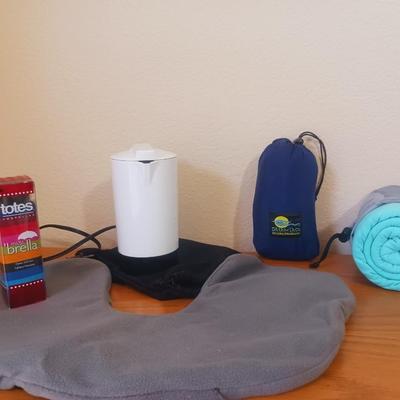 VOLTAGE VALET, EAGLE CREEK INFLATABLE NECK PILLOW, DREAM SACK AND MORE