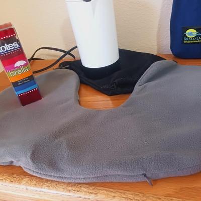 VOLTAGE VALET, EAGLE CREEK INFLATABLE NECK PILLOW, DREAM SACK AND MORE